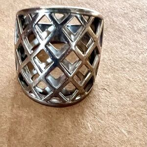 ELLE sterling silver ring